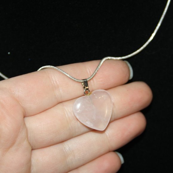 Beautiful silver necklace with rose quartz heart pendant 18-21" - Picture 1 of 4